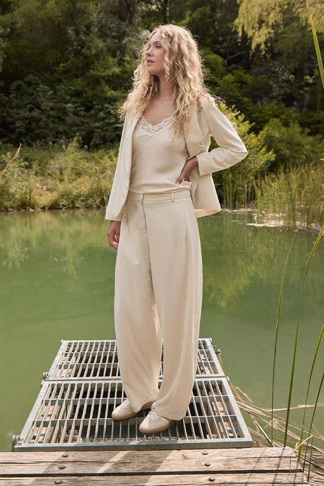 Barrel Leg Dress Pant