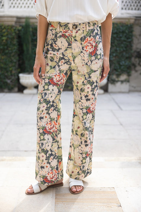 Front and Back Pocket Floral Pants