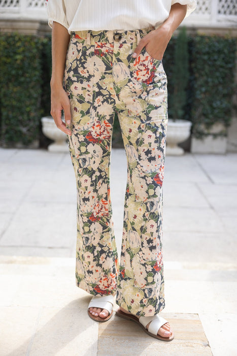 Front and Back Pocket Floral Pants