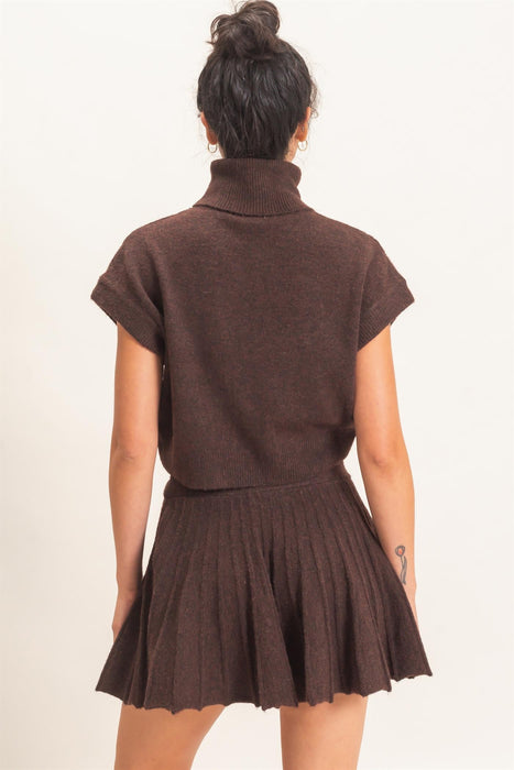 Turtleneck Crop Top & Pleated Set