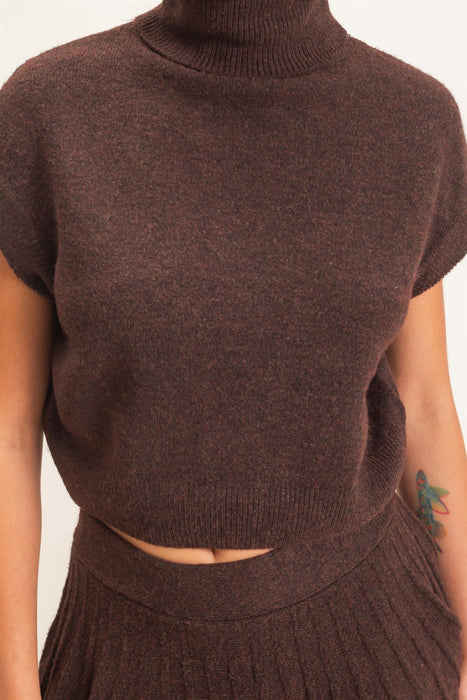 Turtleneck Crop Top & Pleated Set