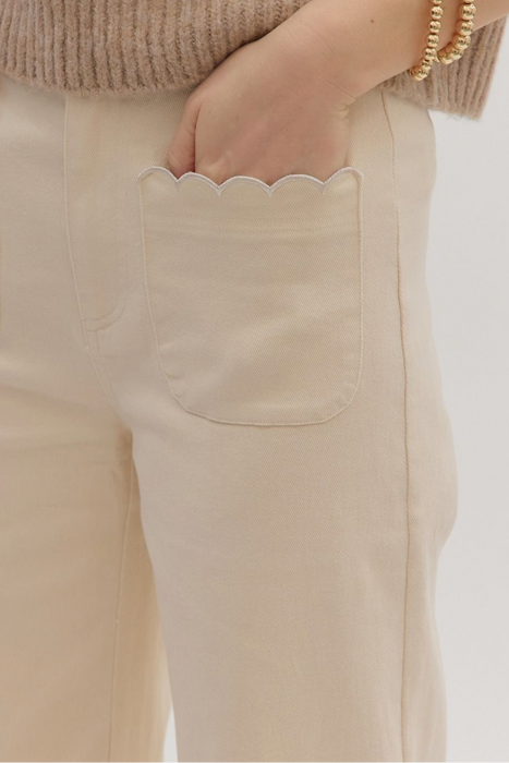 Scallop Detail Wide Leg Jeans