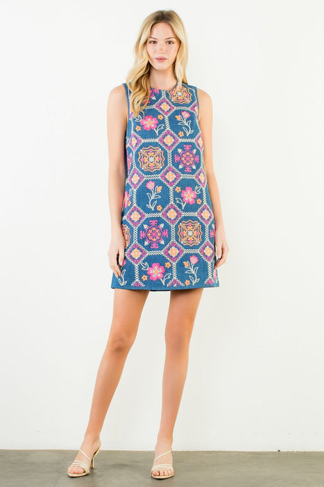 Sleeveless Embroidery Detail Dress