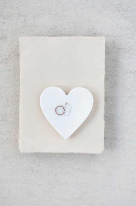 MARBLE HEART DISH 4.5"